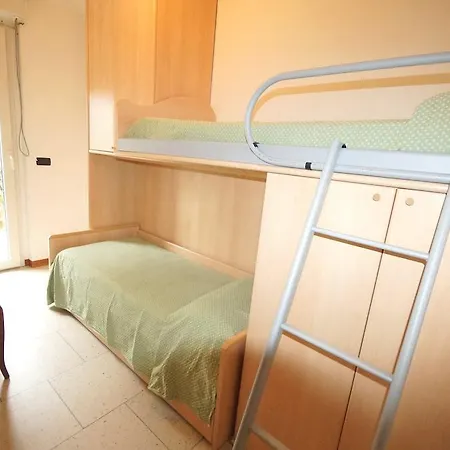 Apart-hotel La *